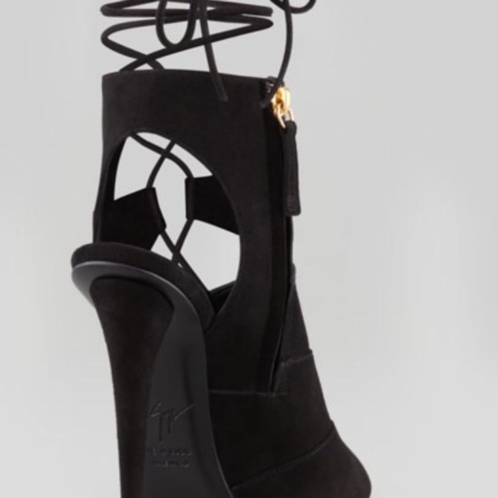 Giuseppe Zanotti Suede Side-Lace Ankle-Tie Sandal